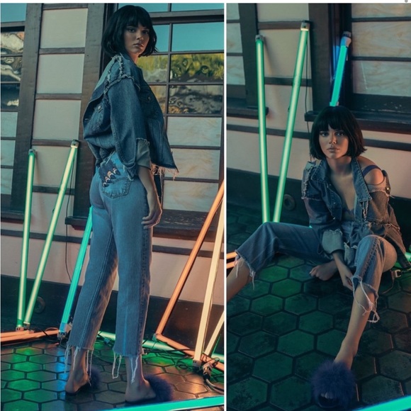 Vintage Levi’s by Kendall and Kylie. - Picture 10 of 10